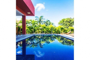 Casa Temporada - 4 suítes - Condomínio Luxo - Piscina Extraordinária - Praia de Itacimirim-BA